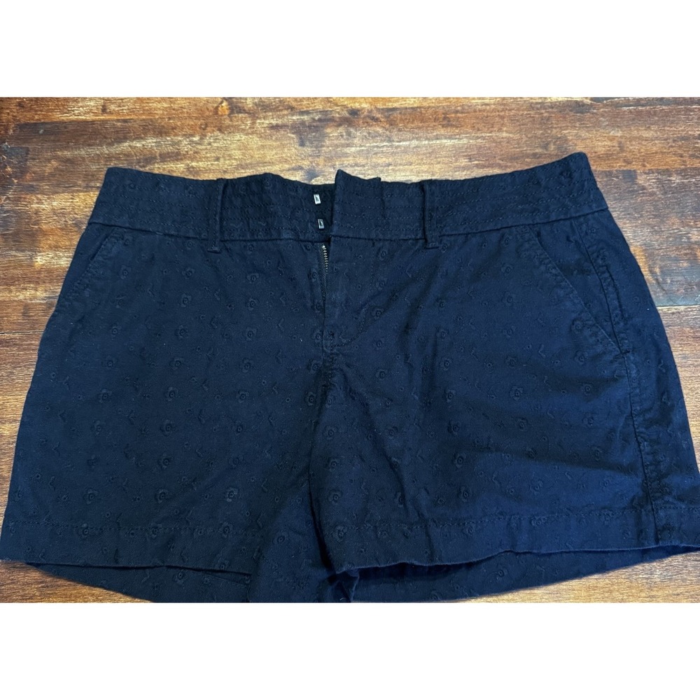 Old Navy Women's Shorts Chino's w‎ eyelet detail 100% Cotton Black Low-Rise 6